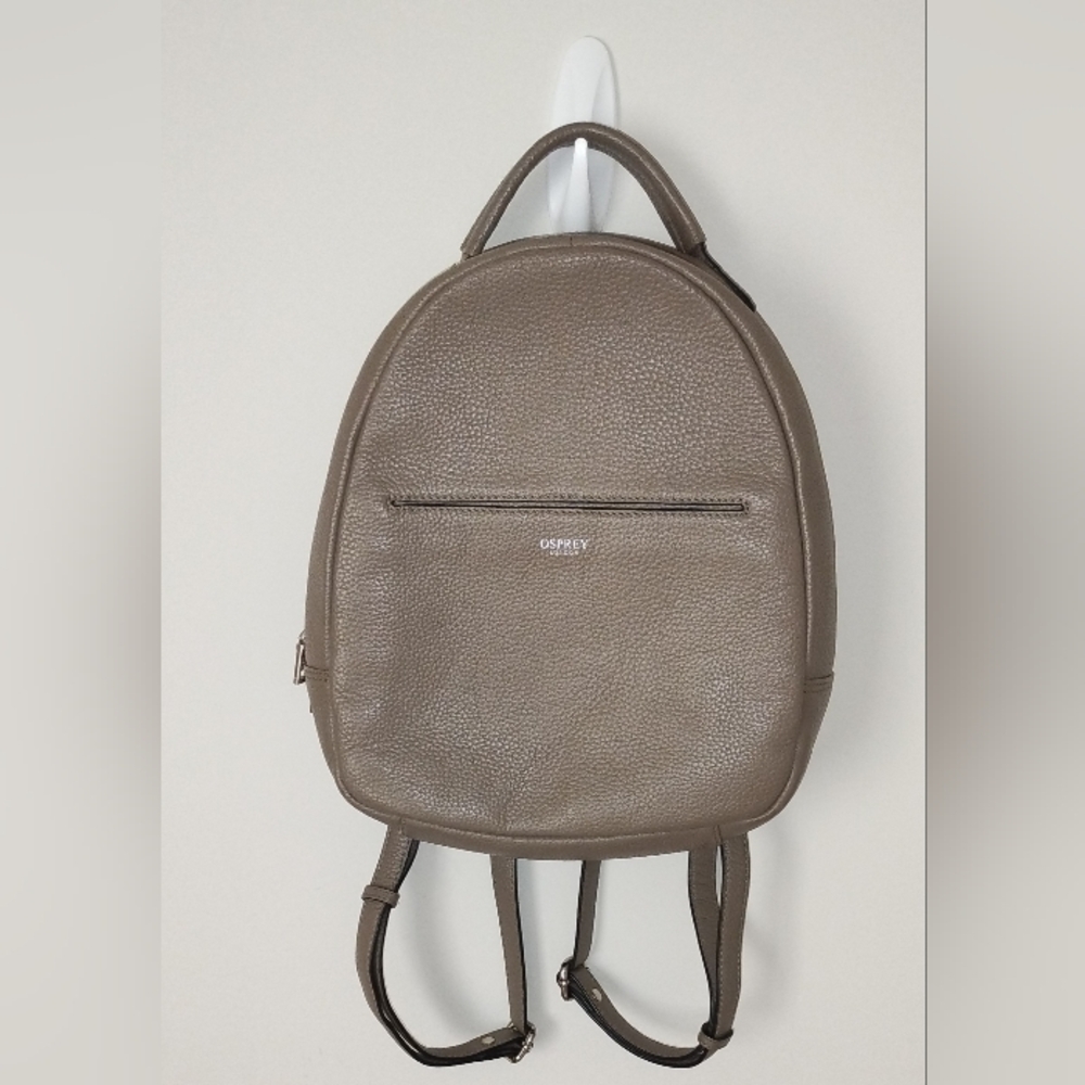 Osprey London Taupe /Grey Pebbles Leather Medium Backpack. Used- Very Good